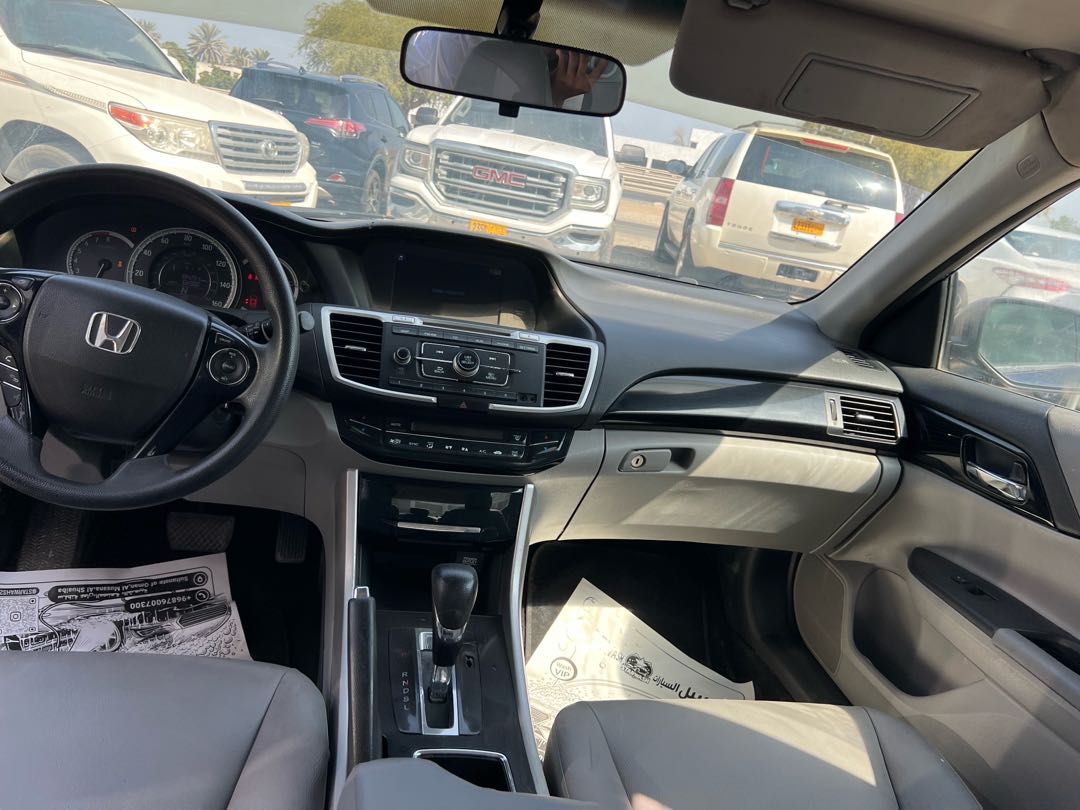Car Image 2017 HONDA ACCORD EX