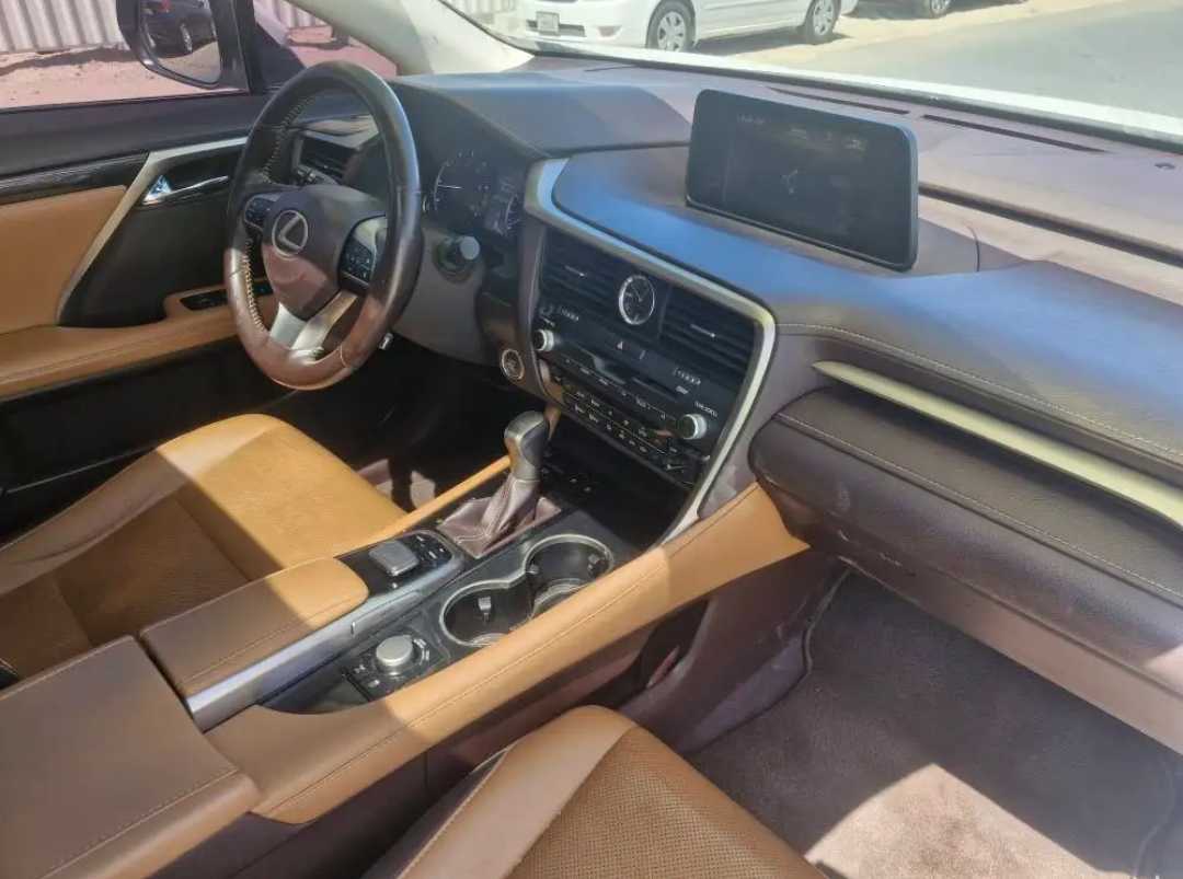 Car Image 2017 LEXUS RX 350