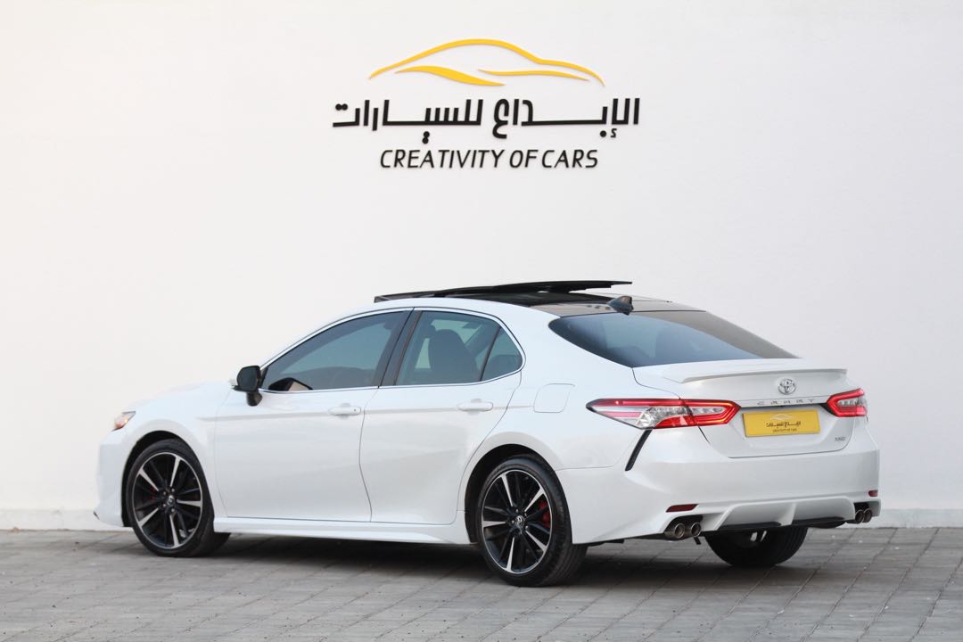 Car Image 2019 TOYOTA CAMRY XSE