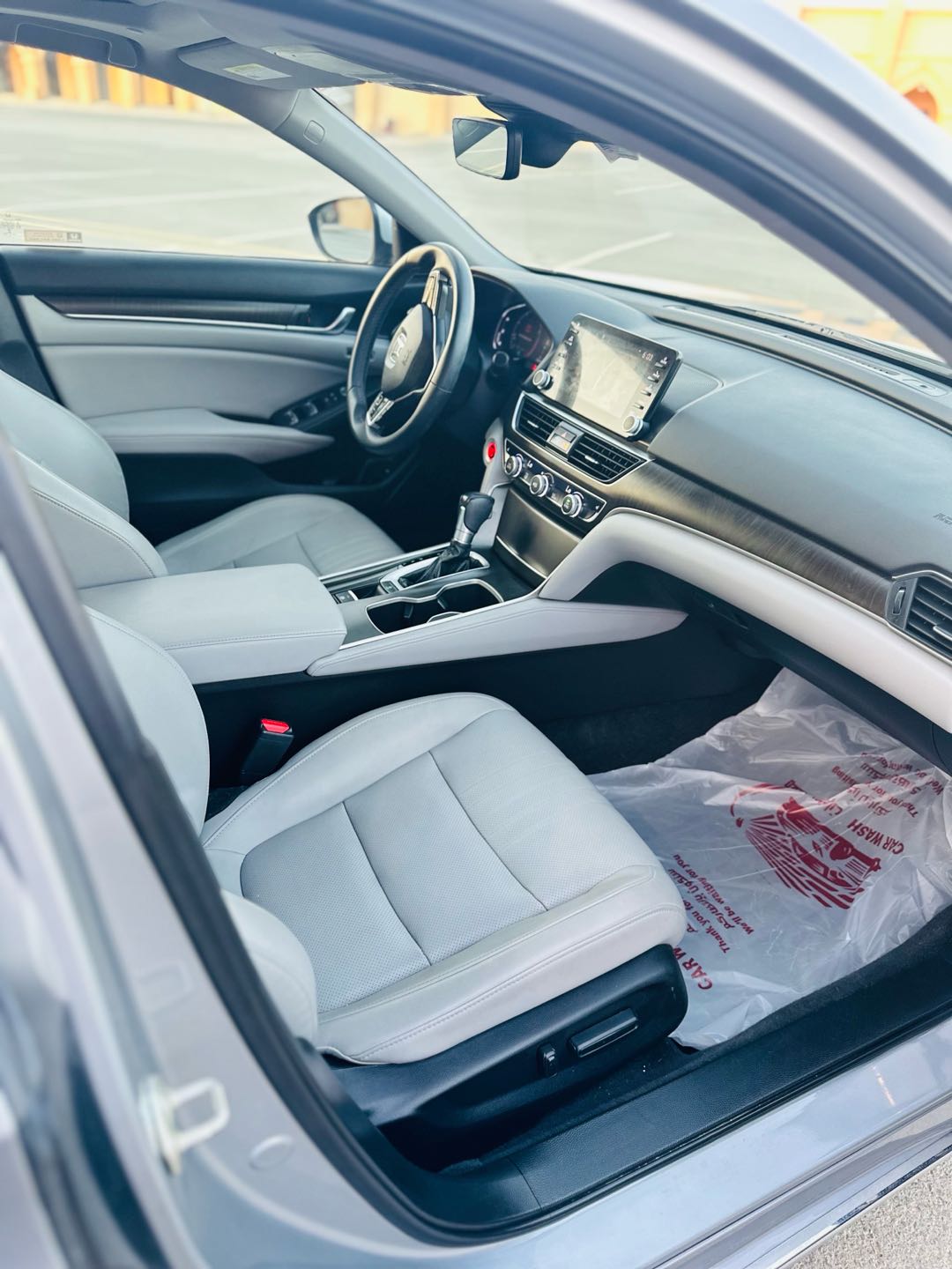 Car Image 2018 HONDA ACCORD EXL