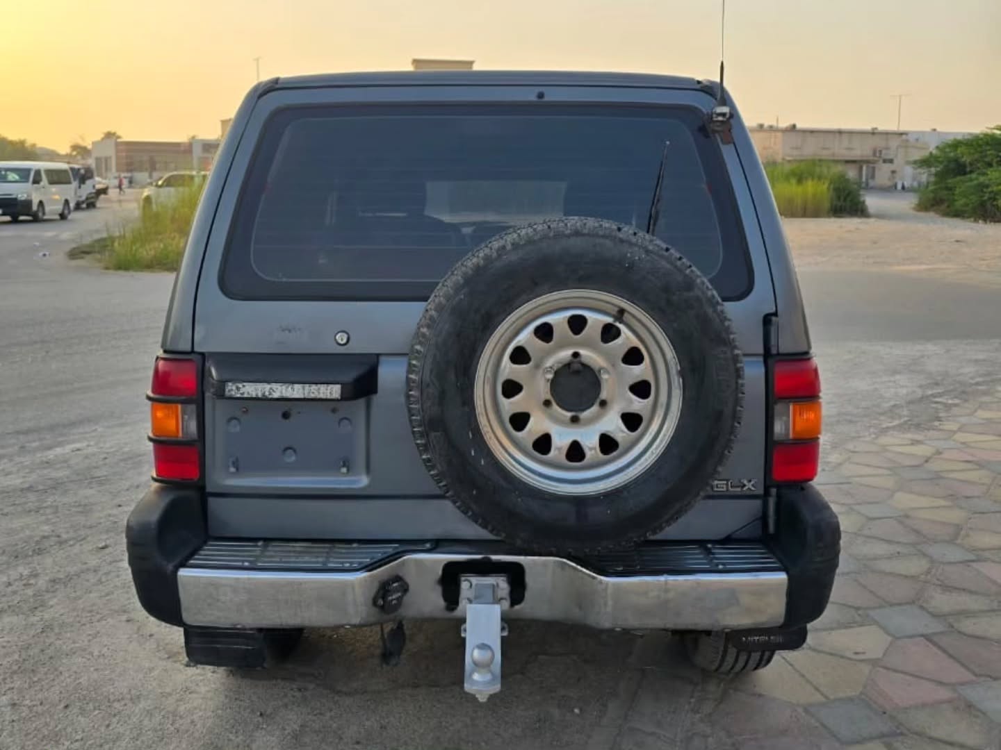 Car Image 1998 MITSUBISHI PAJERO 