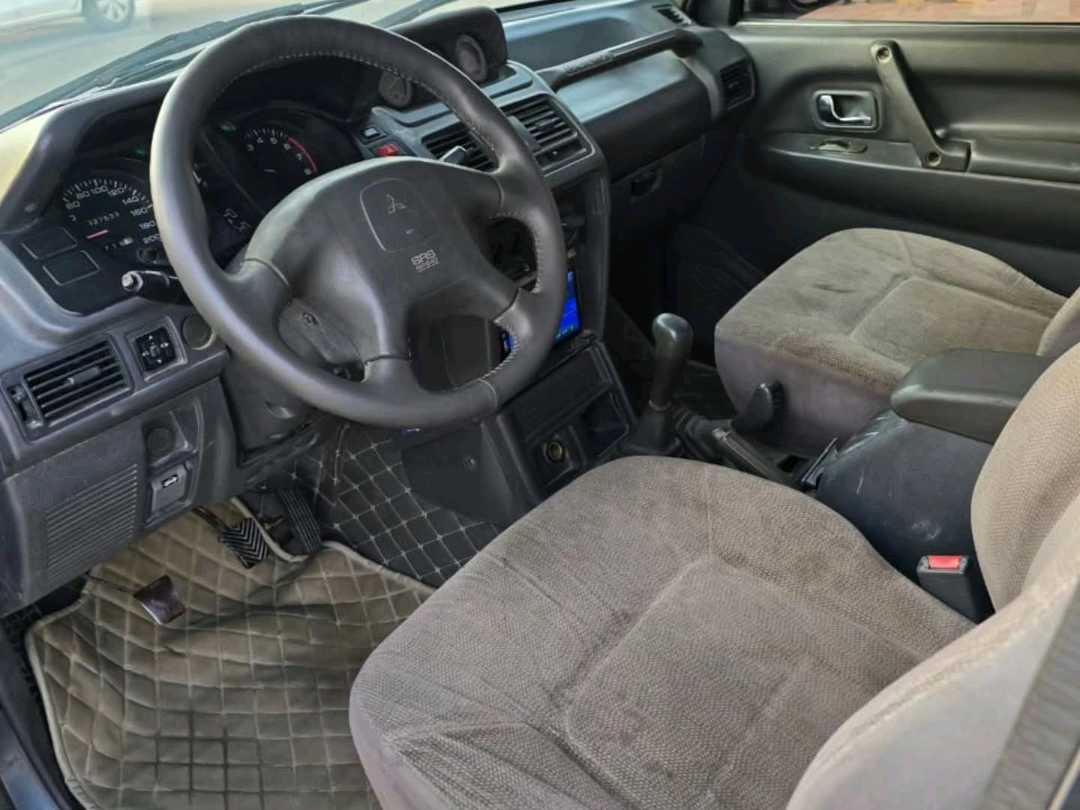 Car Image 1998 MITSUBISHI PAJERO 