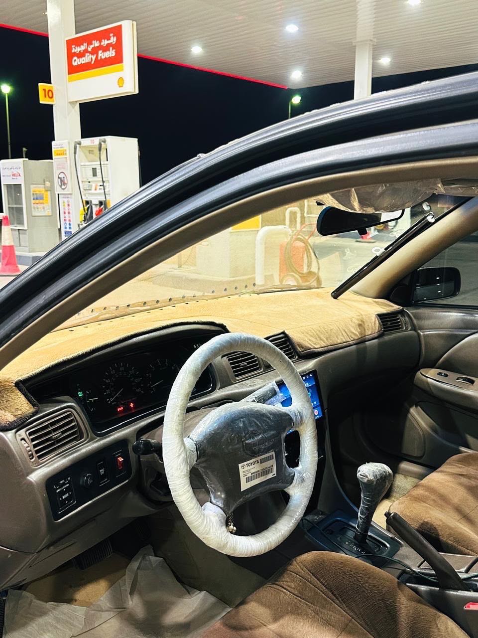 Car Image 1999 TOYOTA CAMRY GLE