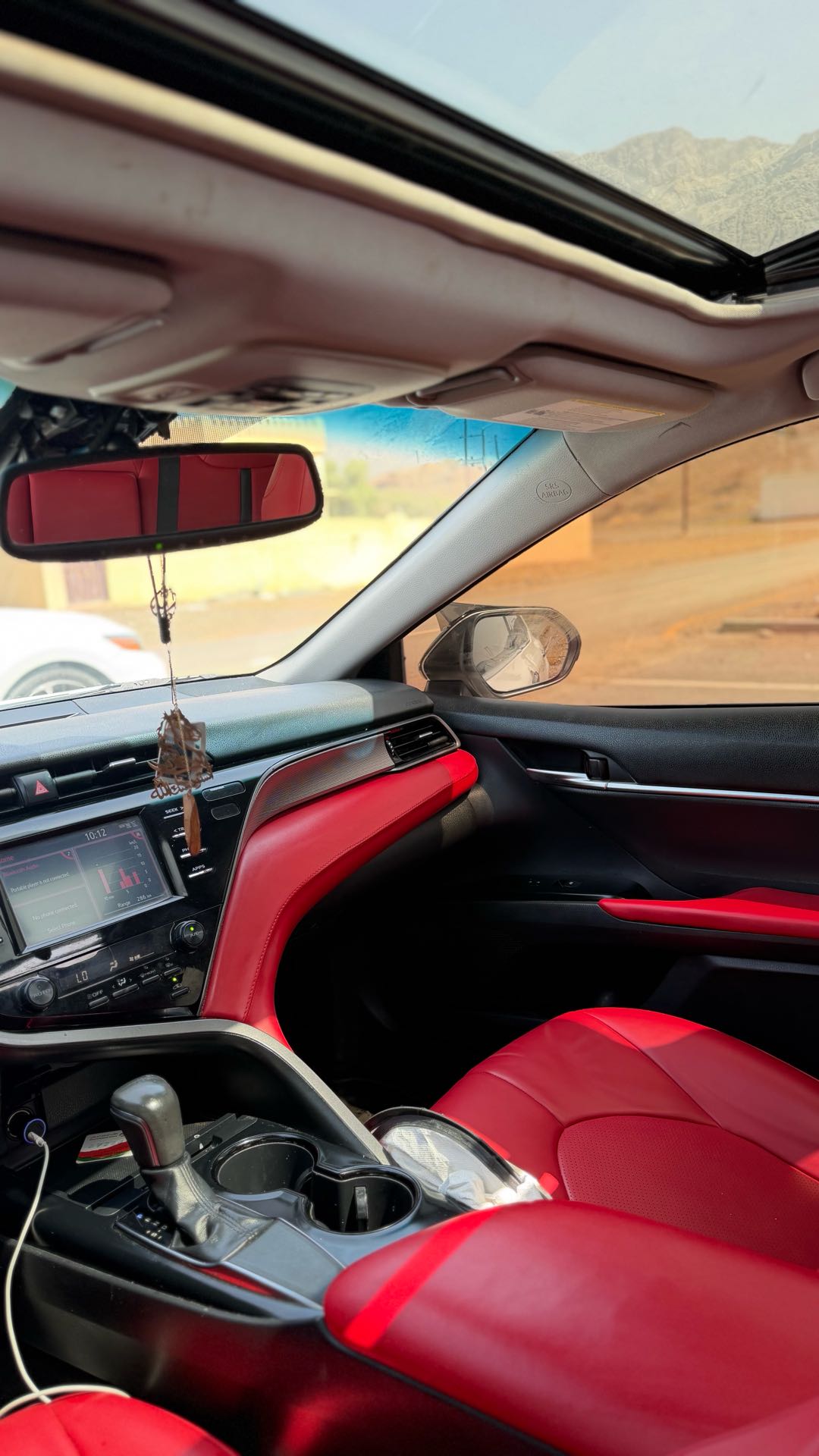 Car Image 2019 TOYOTA CAMRY SE