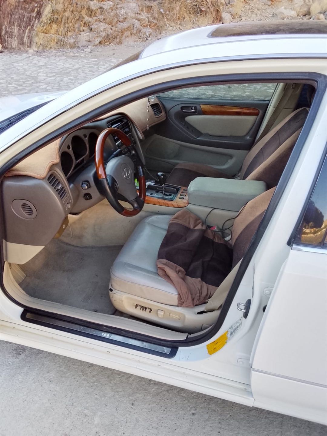 Car Image 1999 LEXUS GS 400