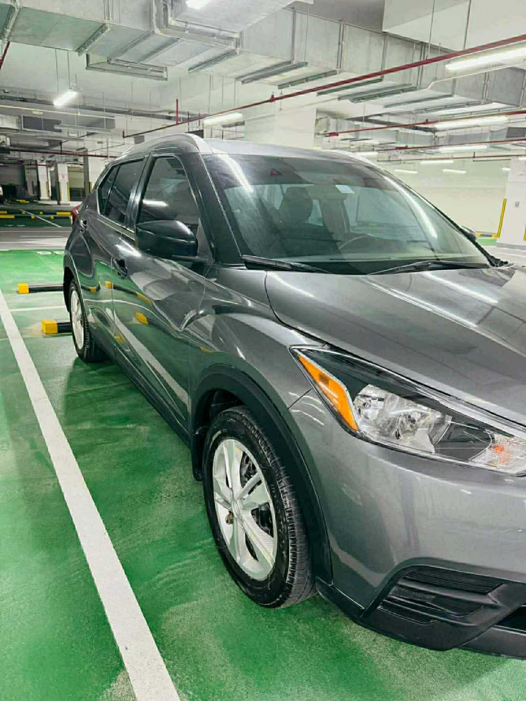 Car Image 2019 NISSAN KICKS 