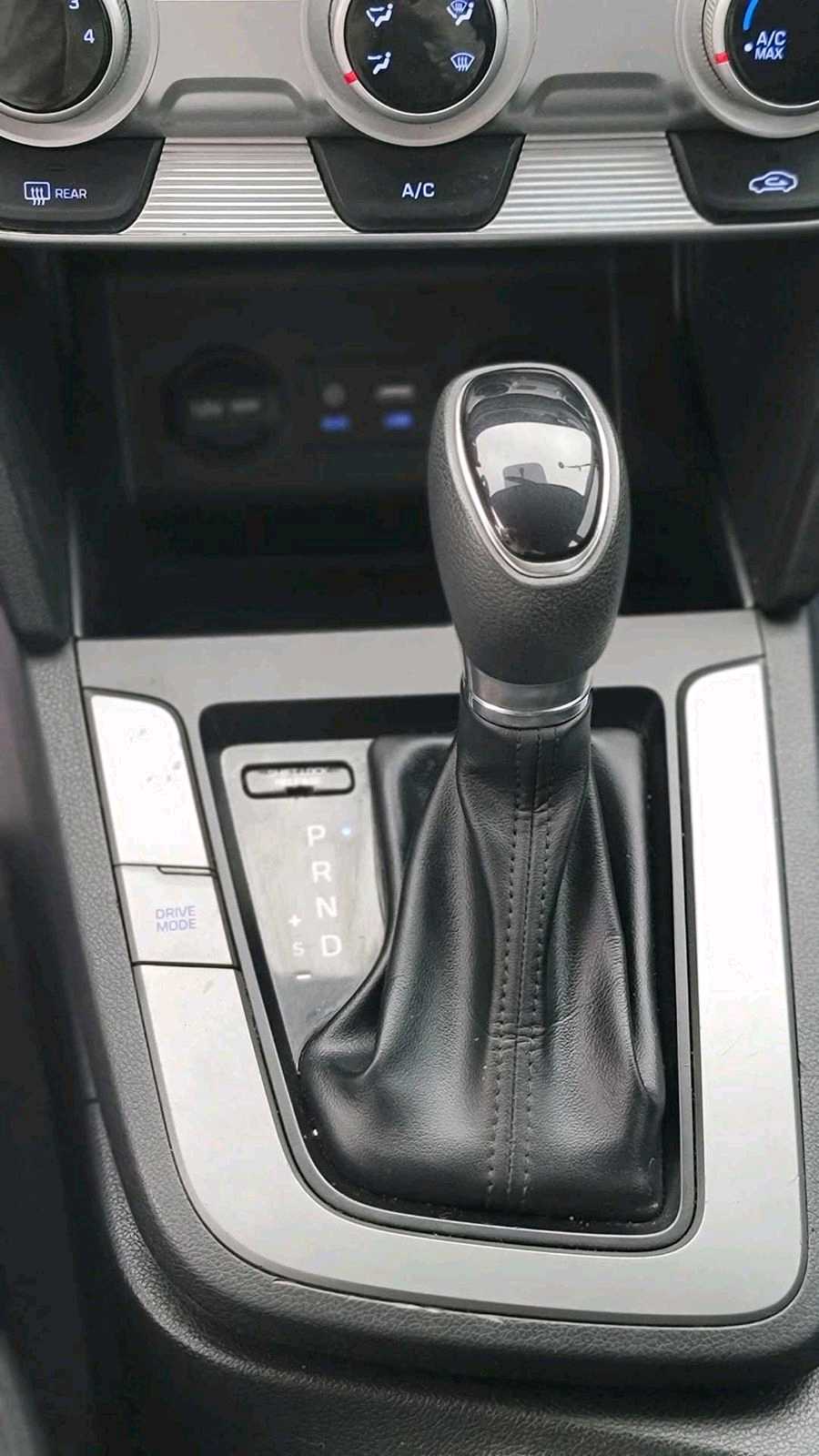 HYUNDAI ELANTRA 2020