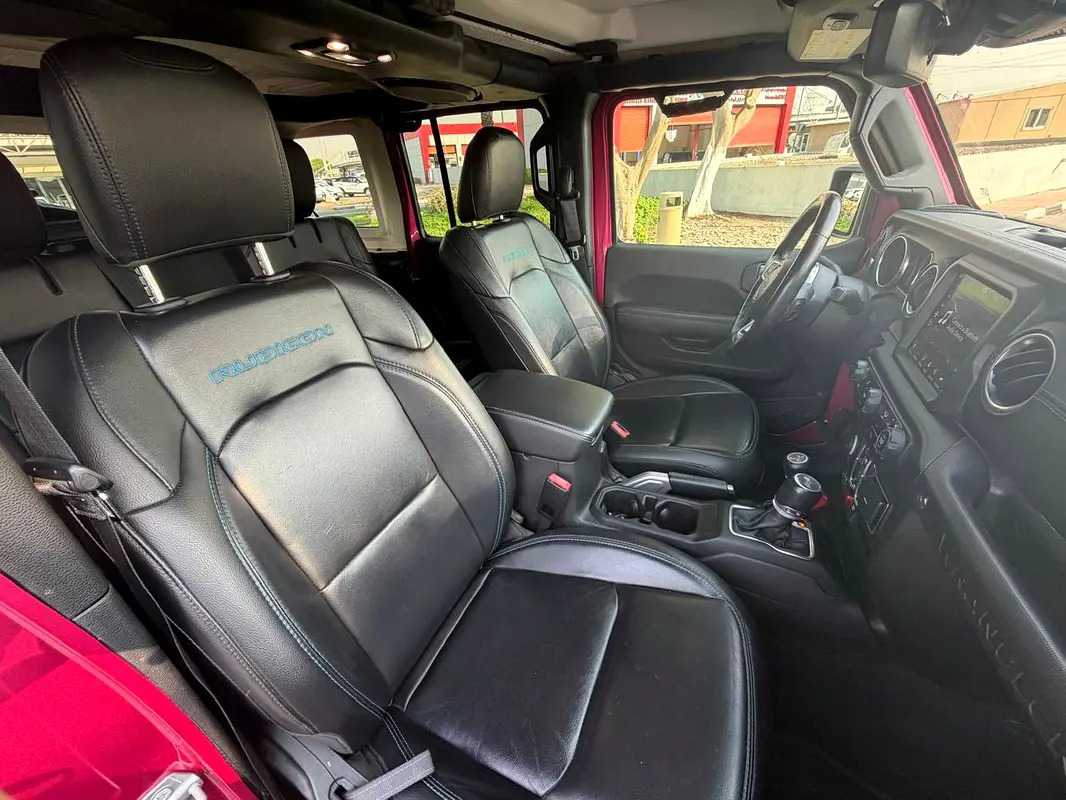 Car Image 2021 JEEP WRANGLER Rubicon