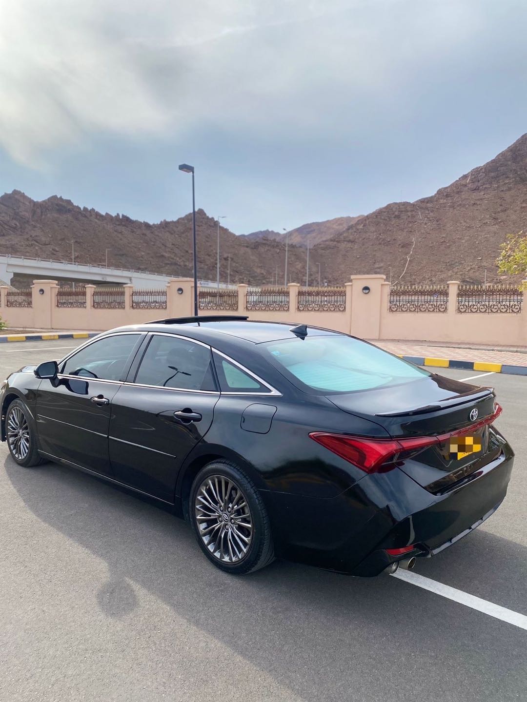 Car Image 2019 TOYOTA AVALON XSE