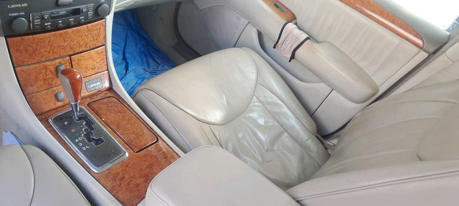 Car Image 2001 LEXUS LS 430