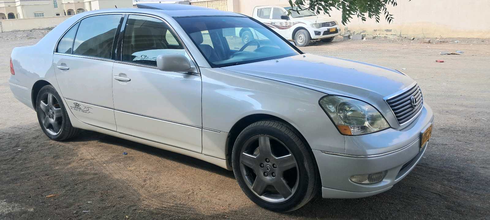 Car Image 2001 LEXUS LS 430