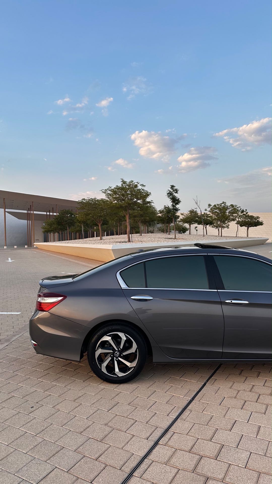 Car Image 2017 HONDA ACCORD EX