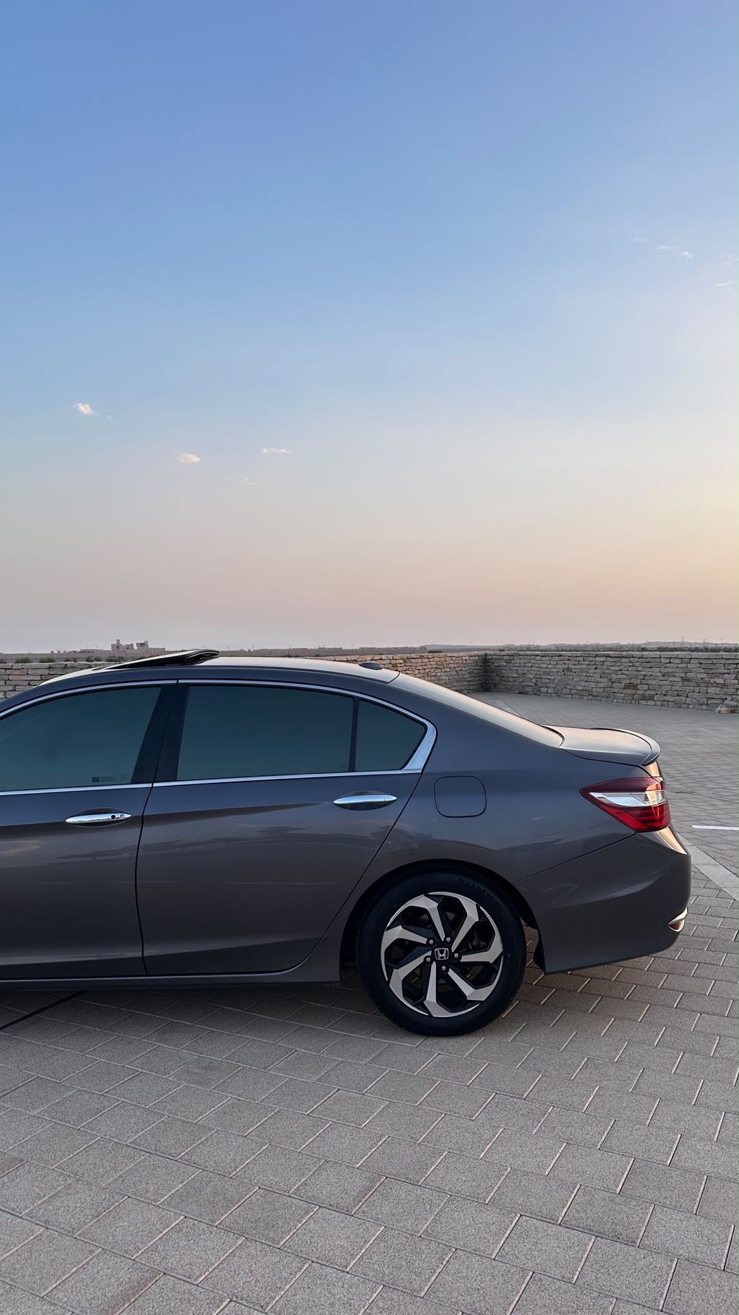 Car Image 2017 HONDA ACCORD EX