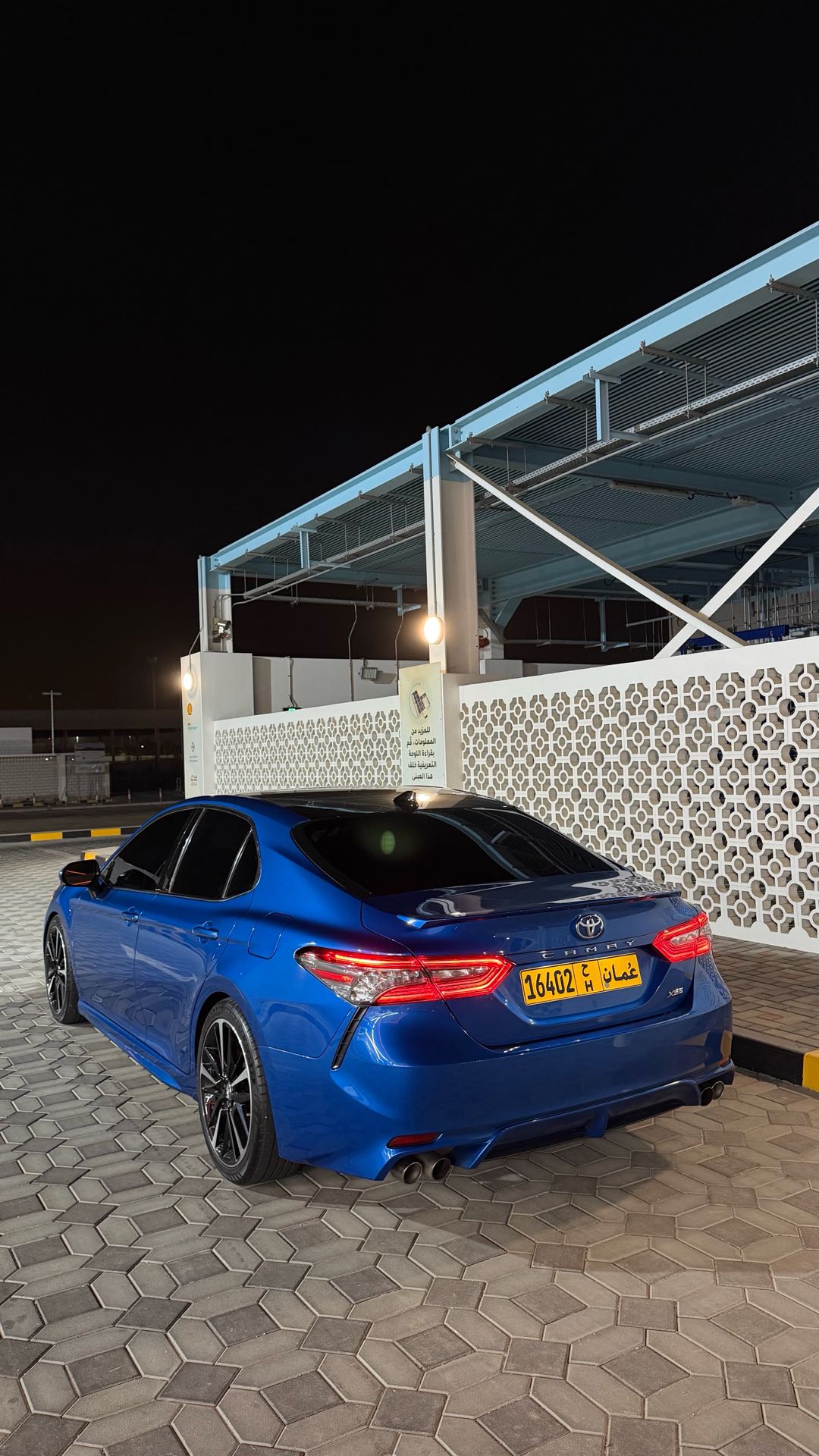 Car Image 2019 TOYOTA CAMRY XSE