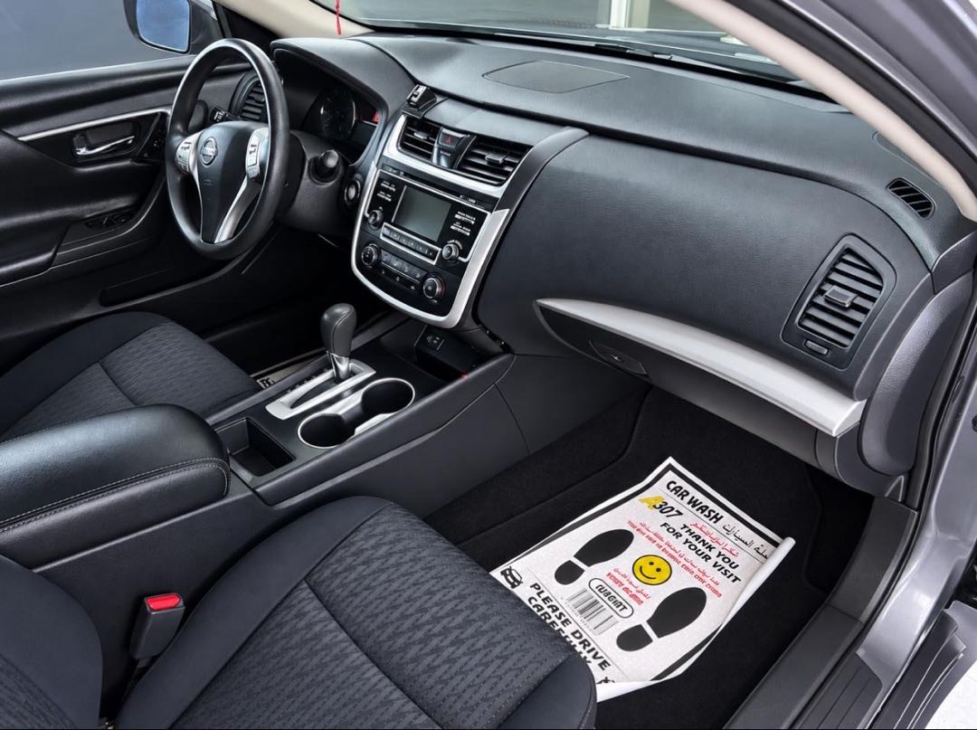 Car Image 2018 NISSAN ALTIMA S