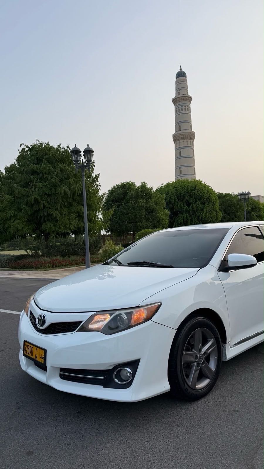 Car Image 2013 TOYOTA CAMRY SE