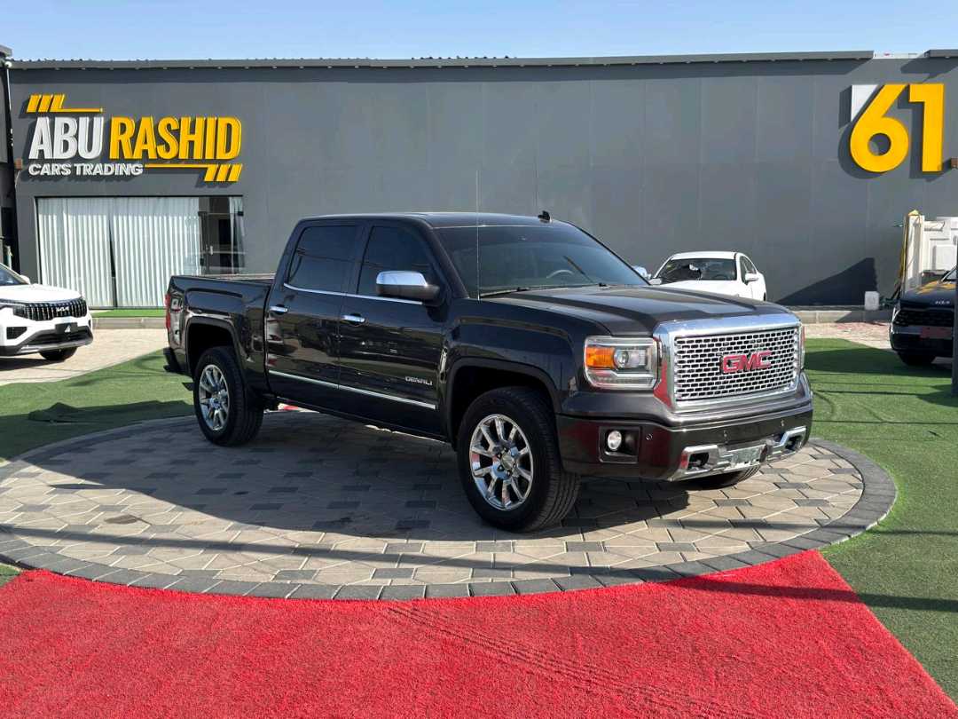 Car Image 2015 GMC SIERRA DENALI