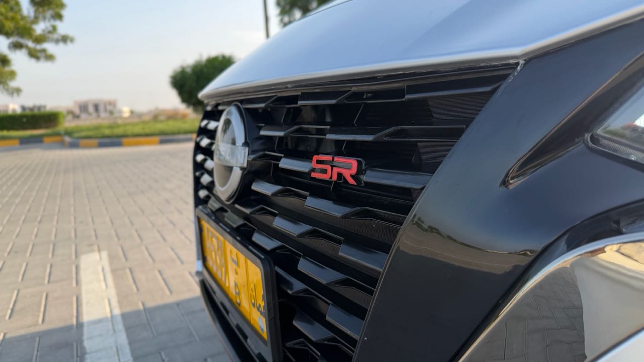Car Image 2019 NISSAN ALTIMA SR