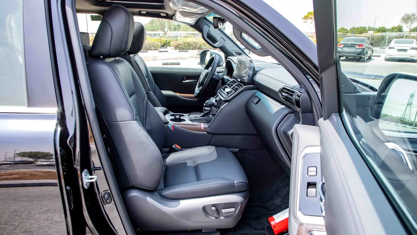 Car Image 2026 TOYOTA LAND CRUISER VX.R