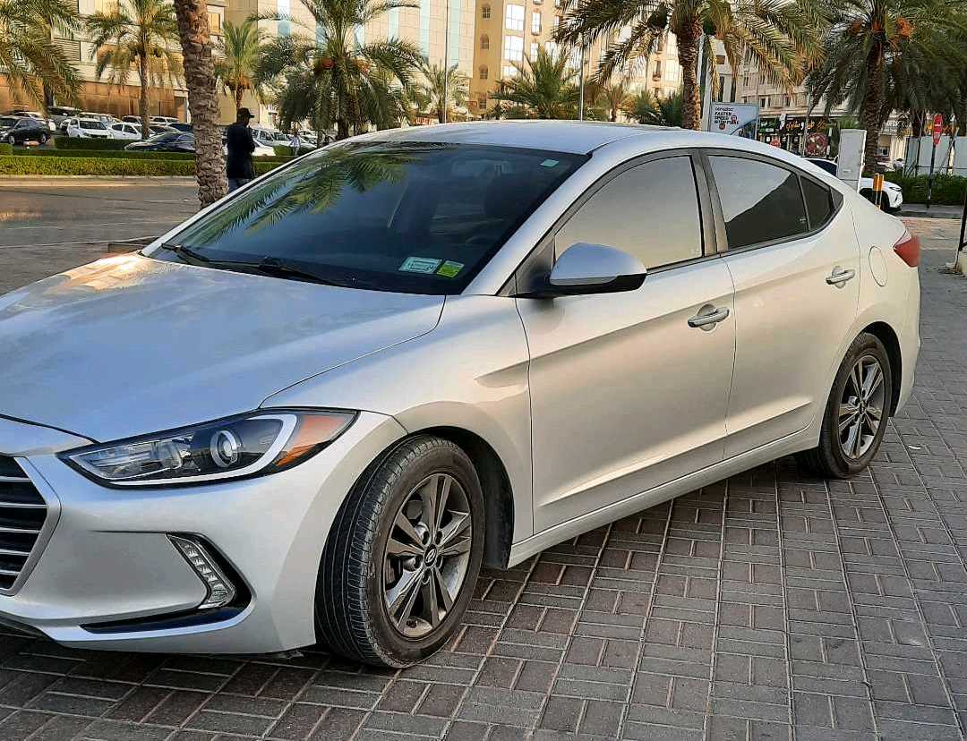 HYUNDAI ELANTRA 2019