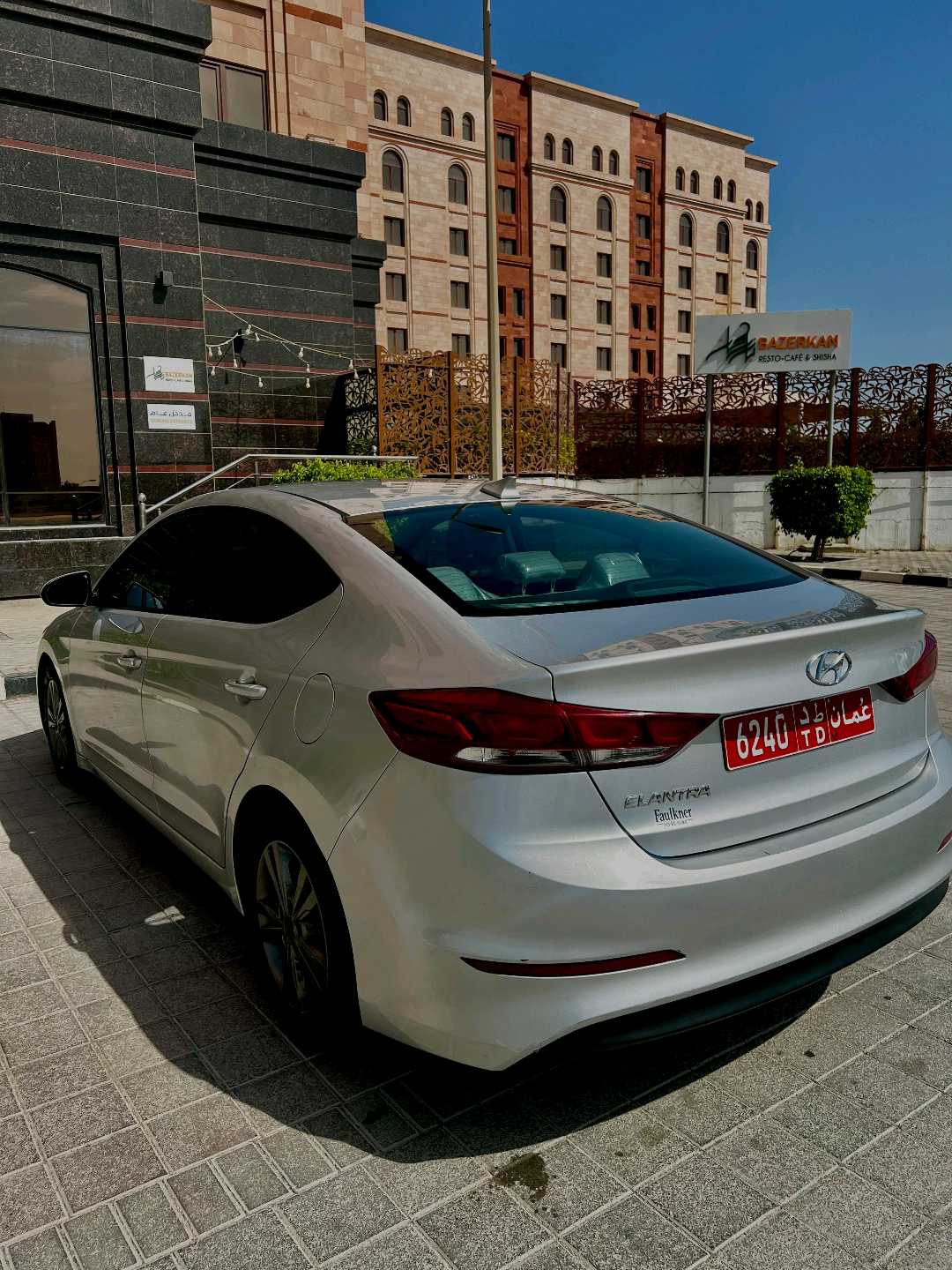 HYUNDAI ELANTRA 2019