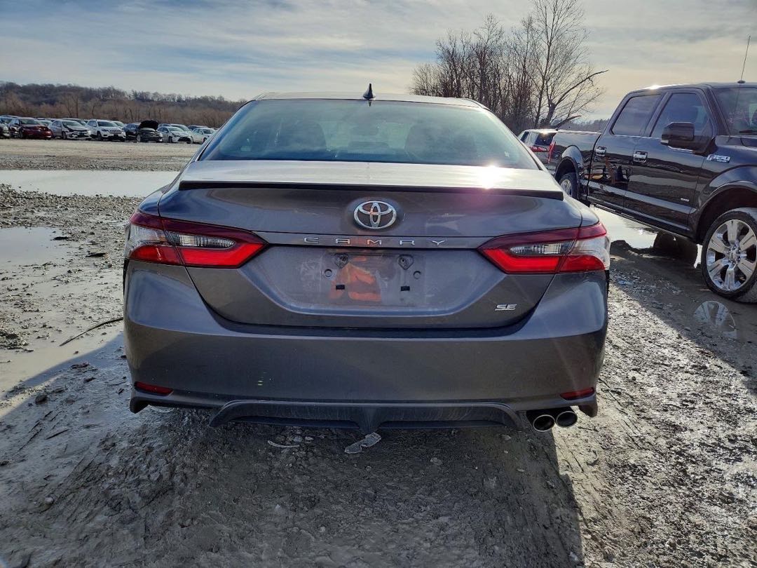 Car Image 2023 TOYOTA CAMRY SE
