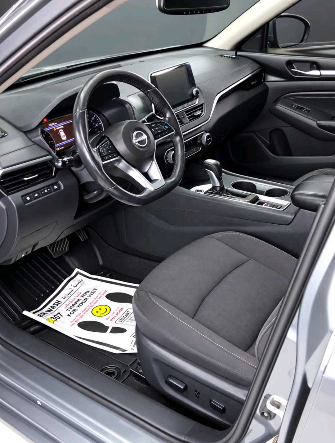 Car Image 2019 NISSAN ALTIMA SV