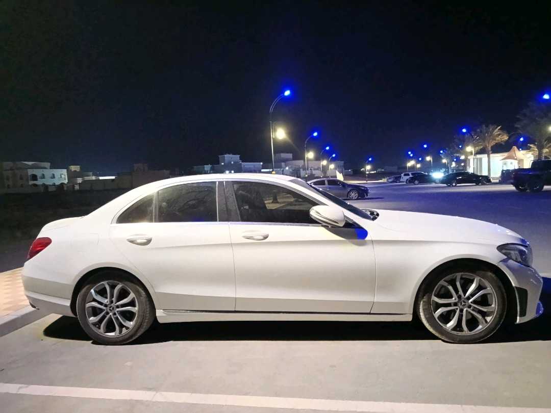 Car Image 2018 MERCEDES C Class 300