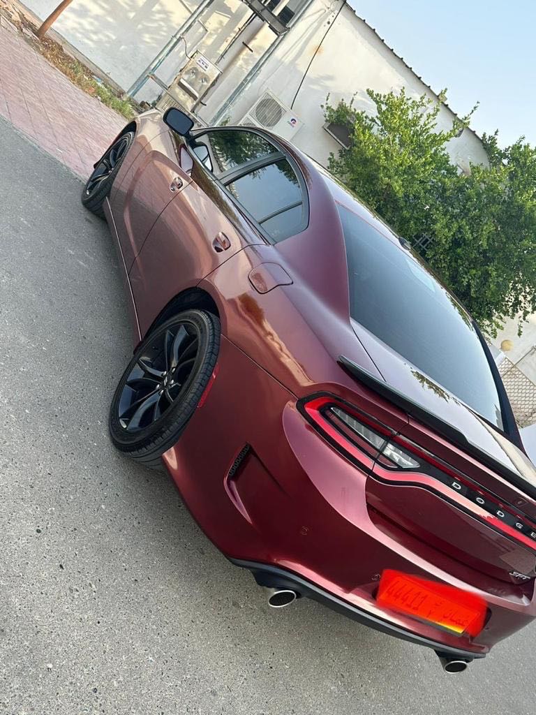 Car Image 2018 DODGE CHARGER SXT