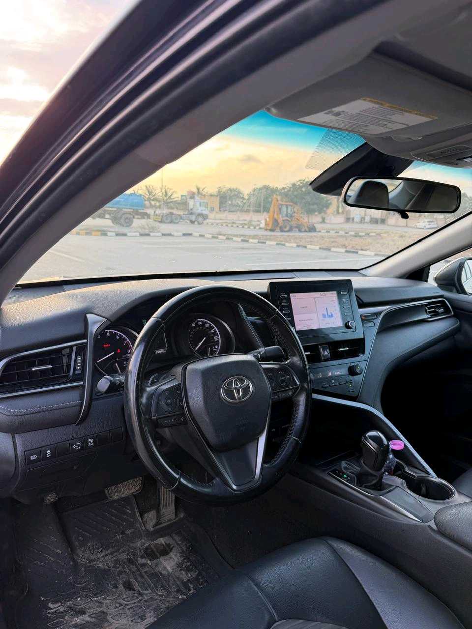 Car Image 2021 TOYOTA CAMRY SE