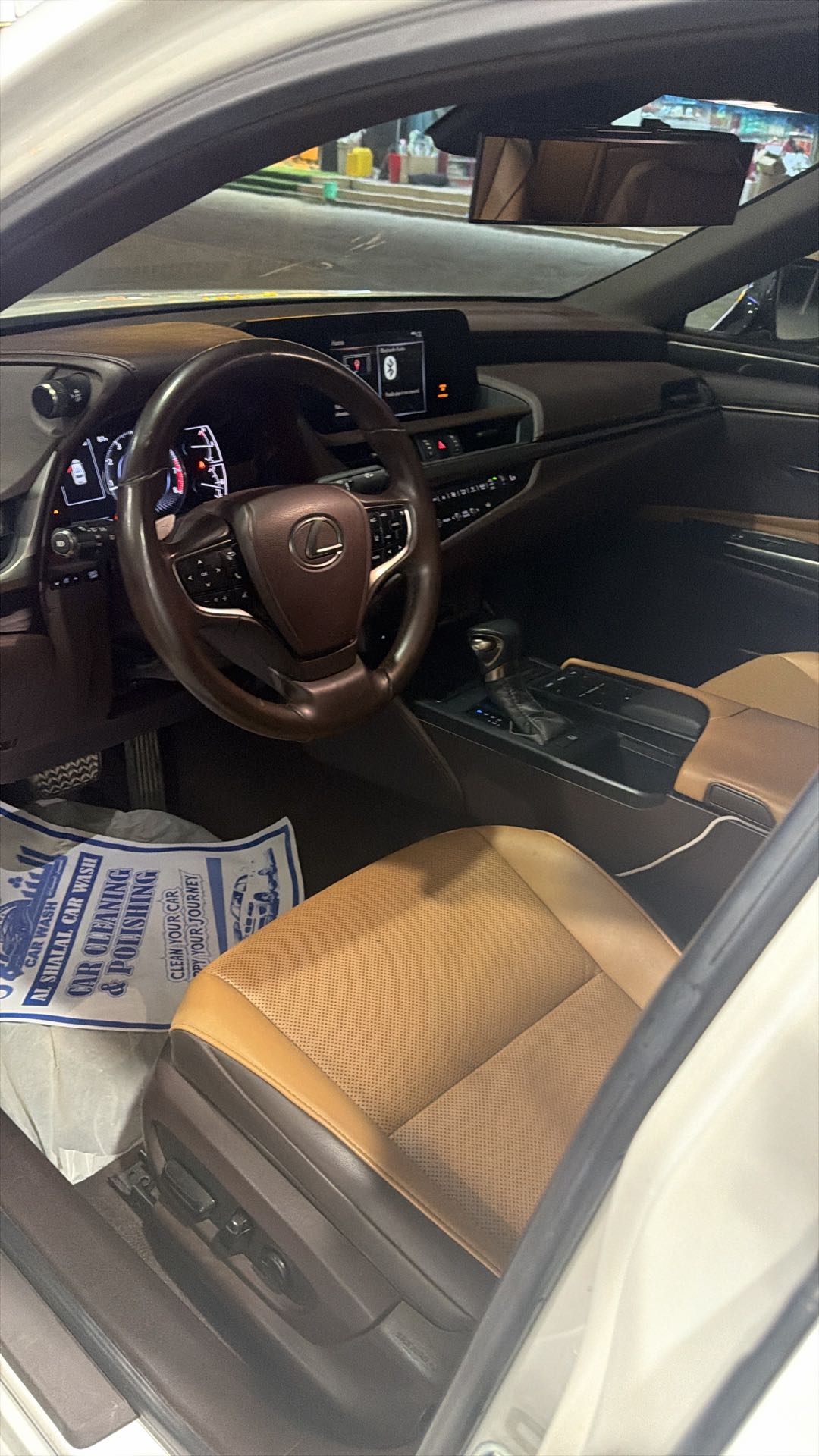 Car Image 2019 LEXUS ES 350