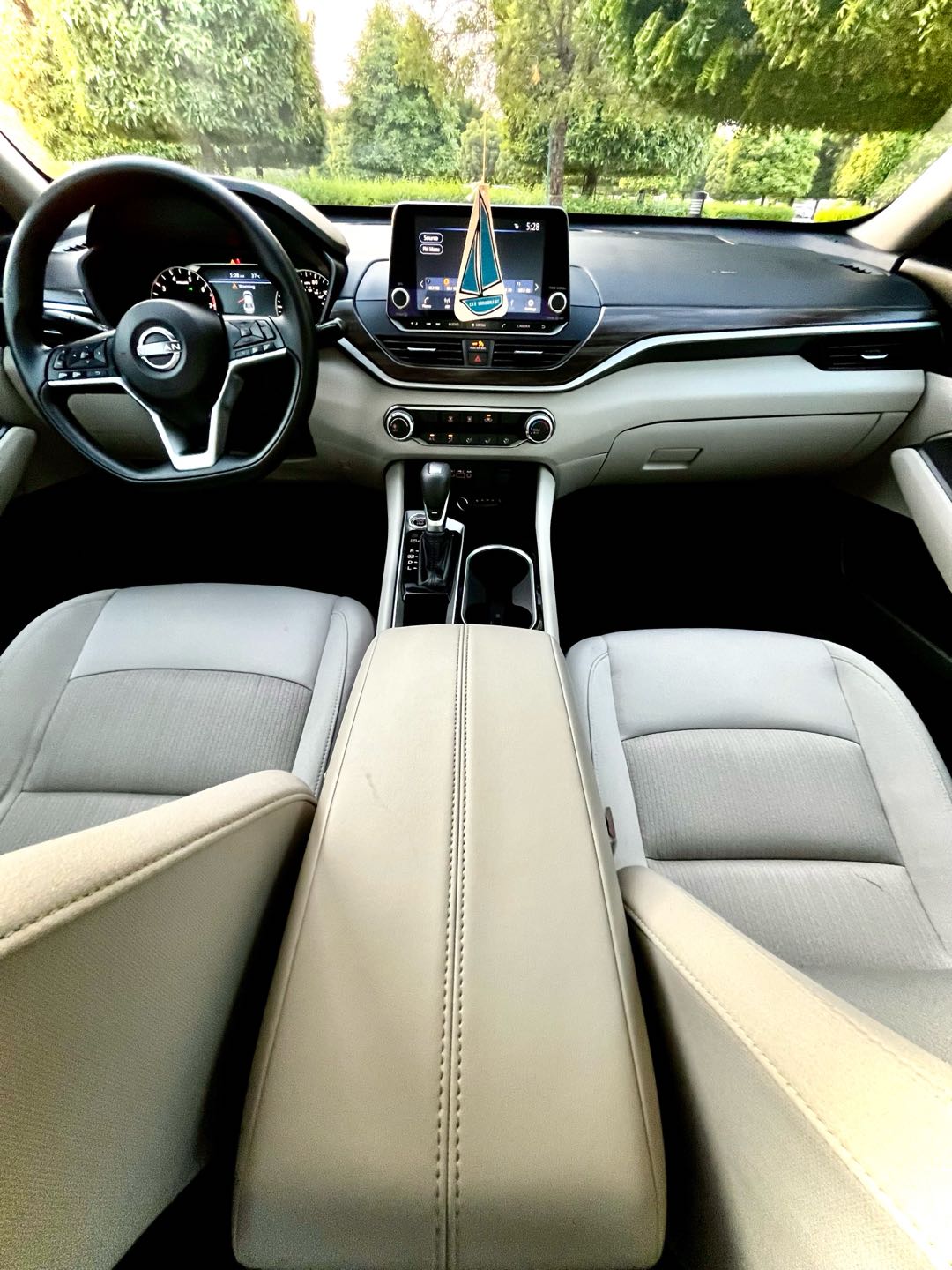 Car Image 2024 NISSAN ALTIMA SV