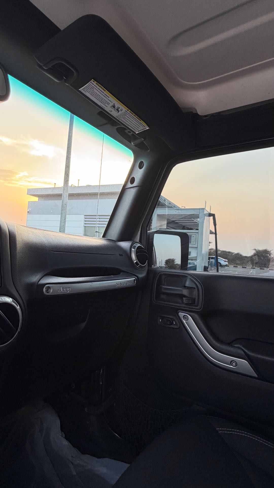 Car Image 2018 JEEP WRANGLER SAHARA