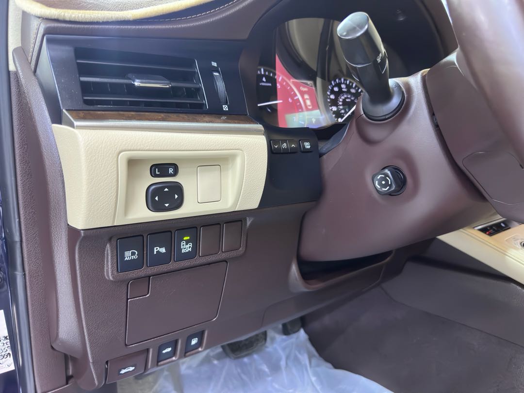 Car Image 2018 LEXUS ES 350
