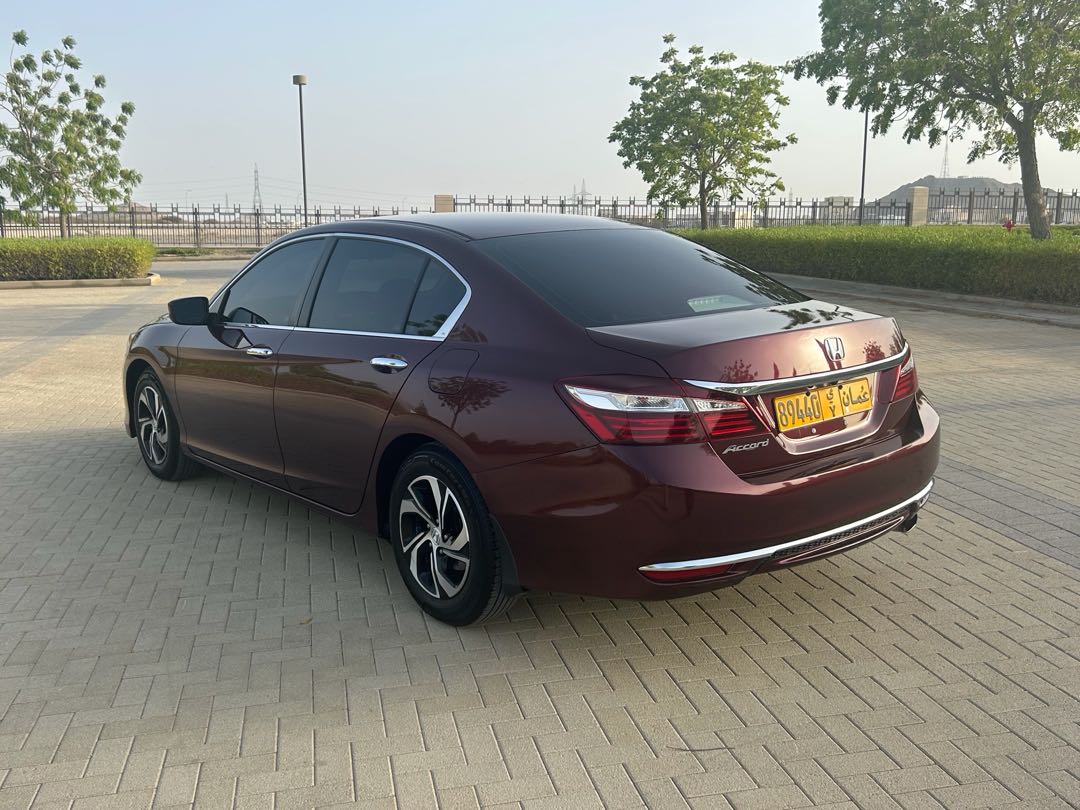 Car Image 2017 HONDA ACCORD EX