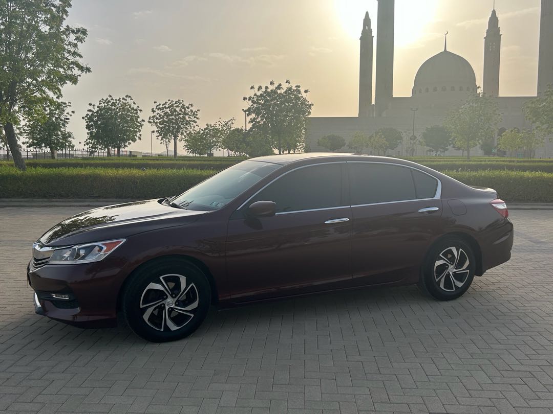 Car Image 2017 HONDA ACCORD EX