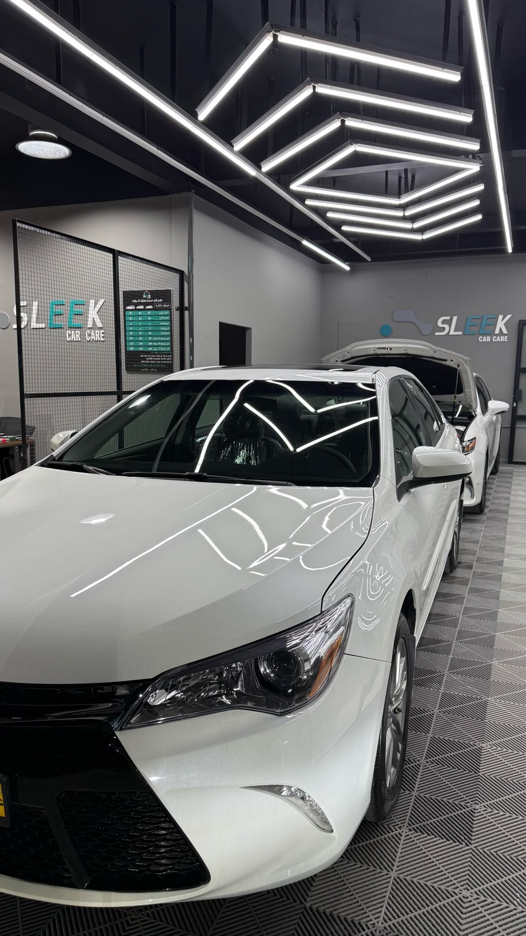 Car Image 2017 TOYOTA CAMRY SE