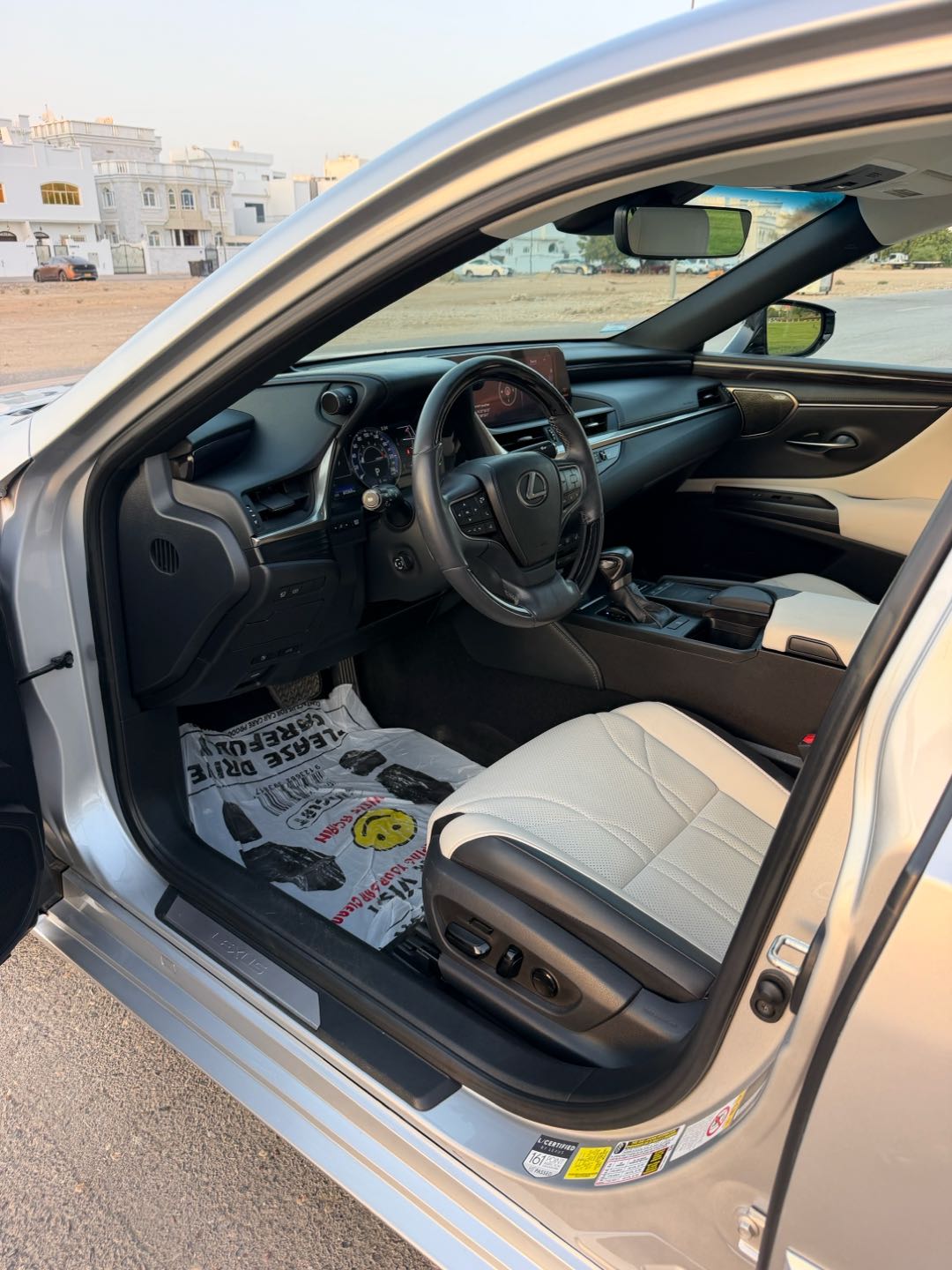 Car Image 2019 LEXUS ES 350