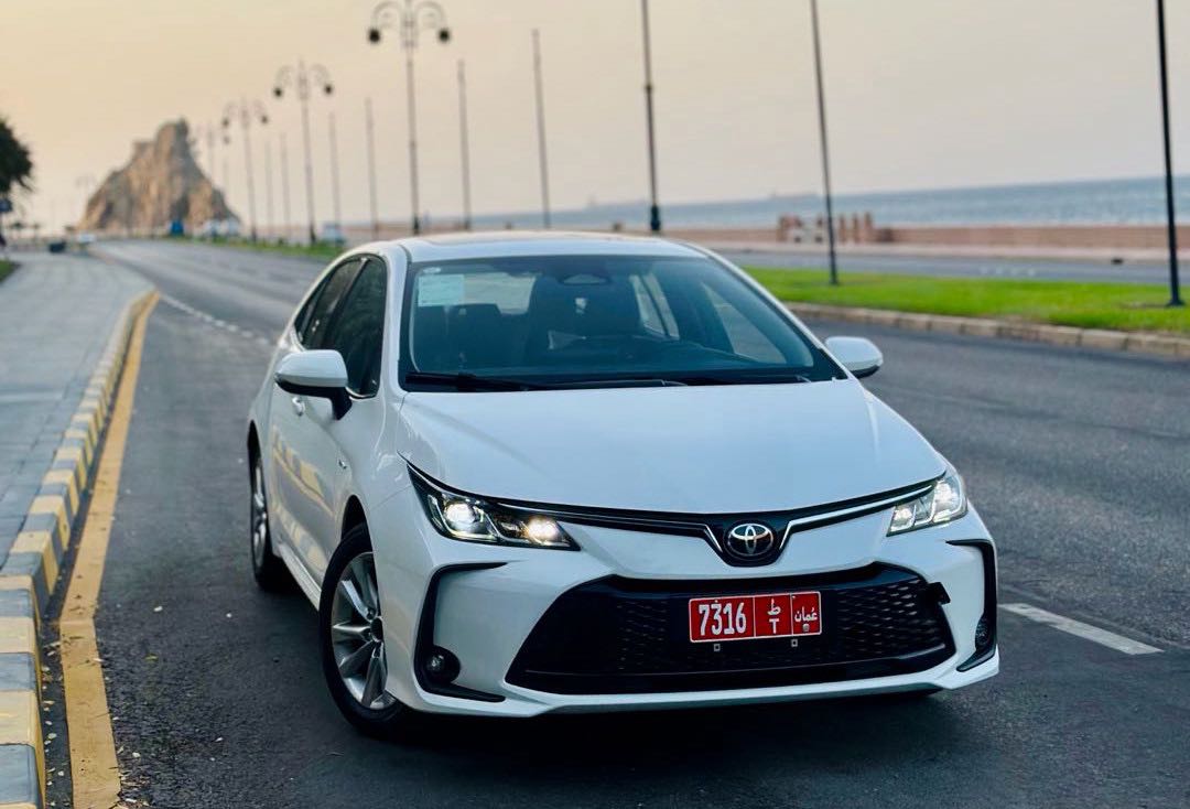 TOYOTA COROLLA 2025