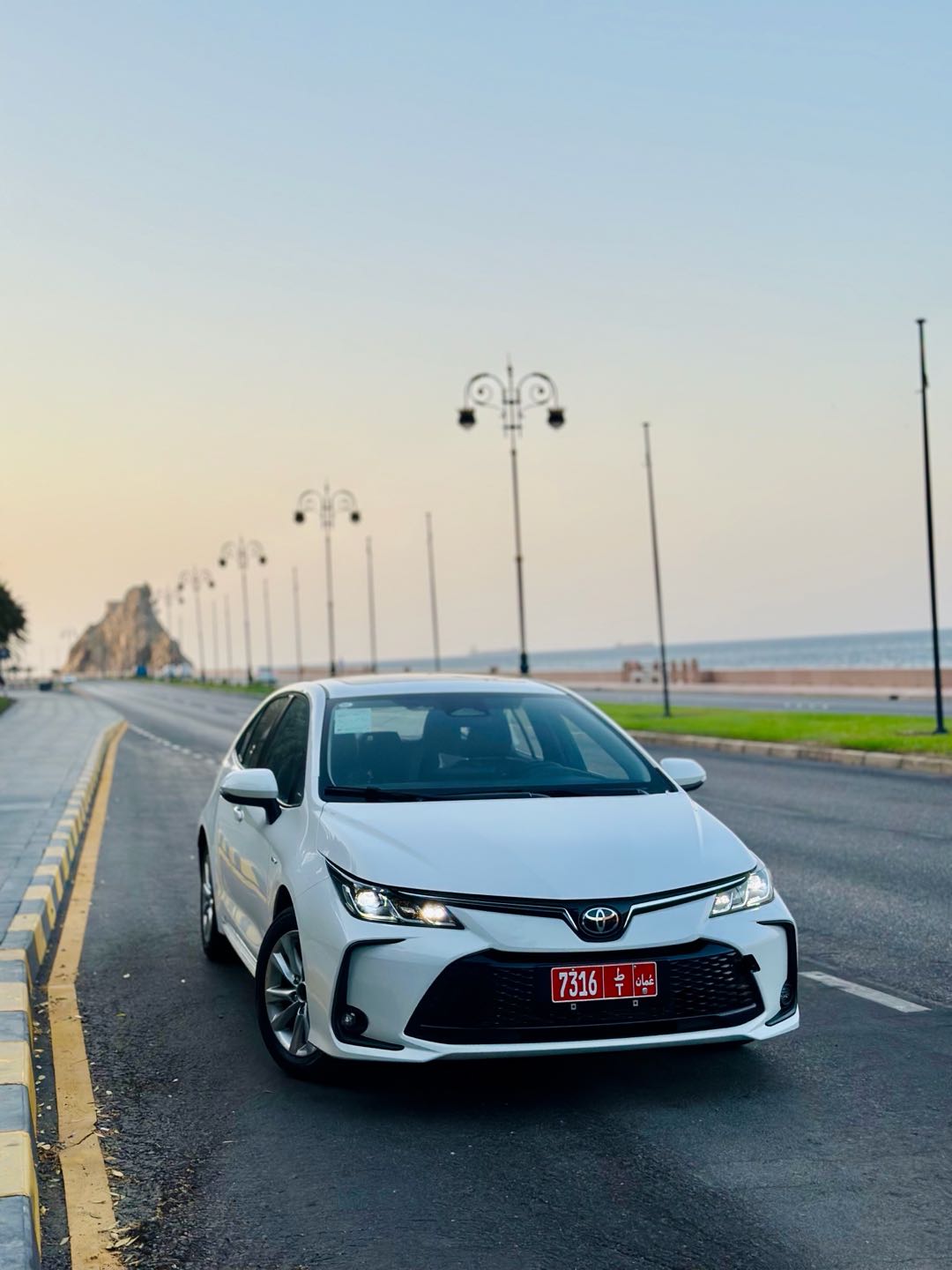TOYOTA COROLLA 2025