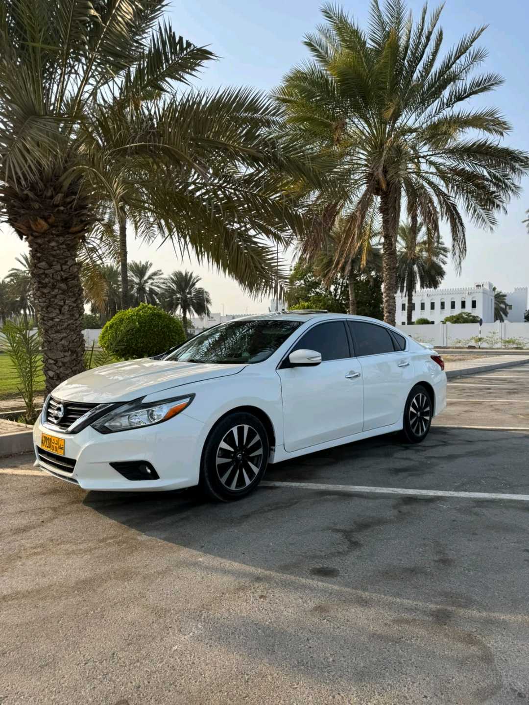 Car Image 2018 NISSAN ALTIMA SV