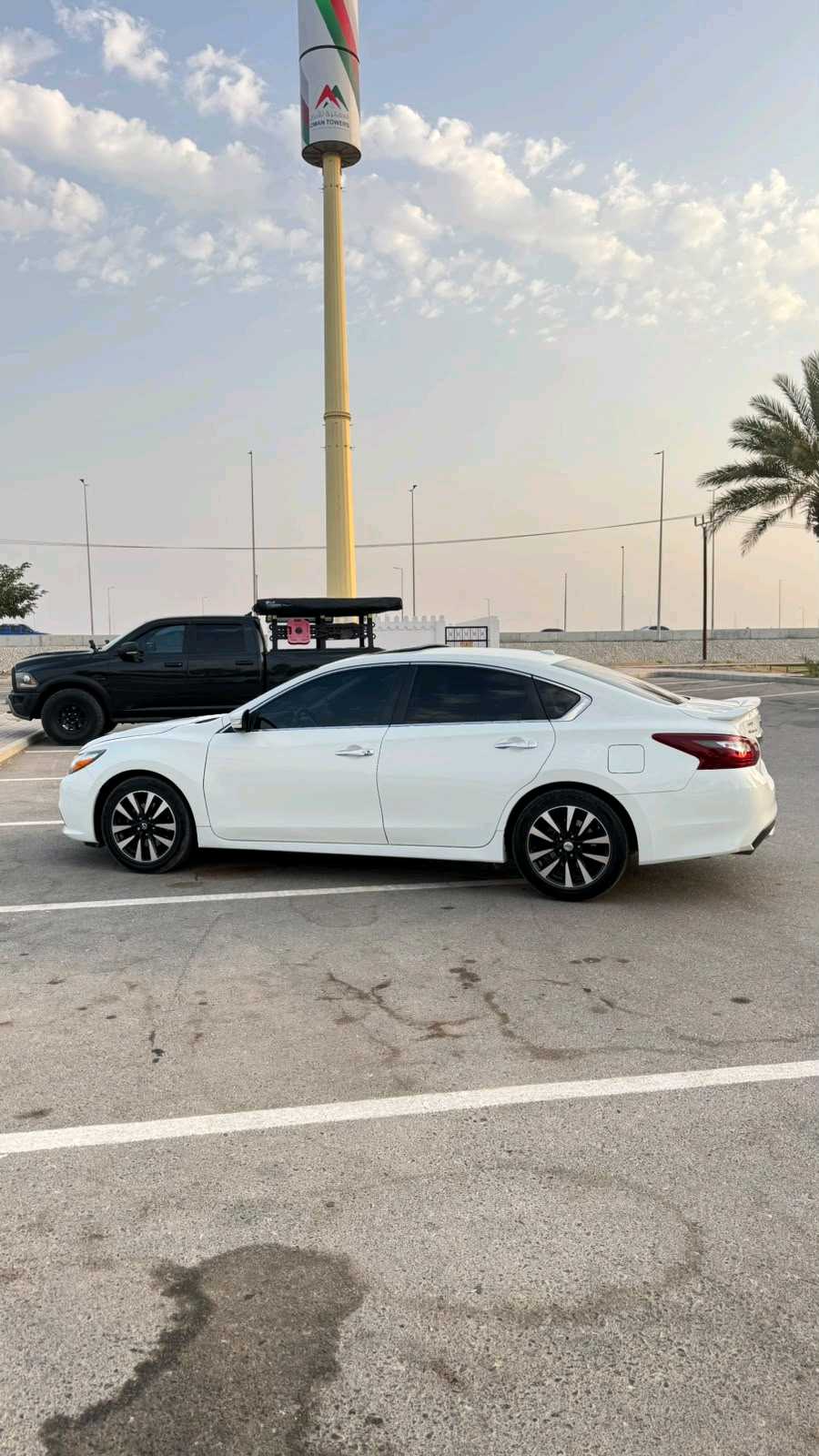 Car Image 2018 NISSAN ALTIMA SV