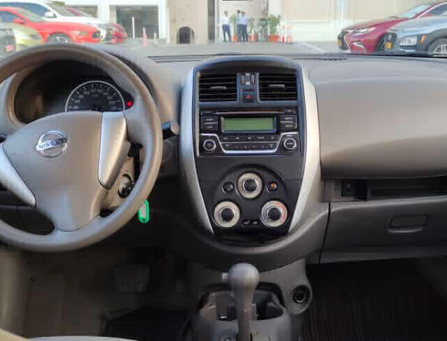 NISSAN SUNNY 2019