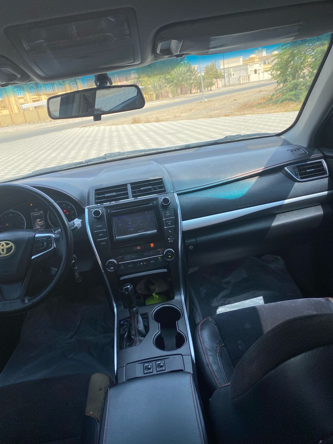Car Image 2015 TOYOTA CAMRY XSE