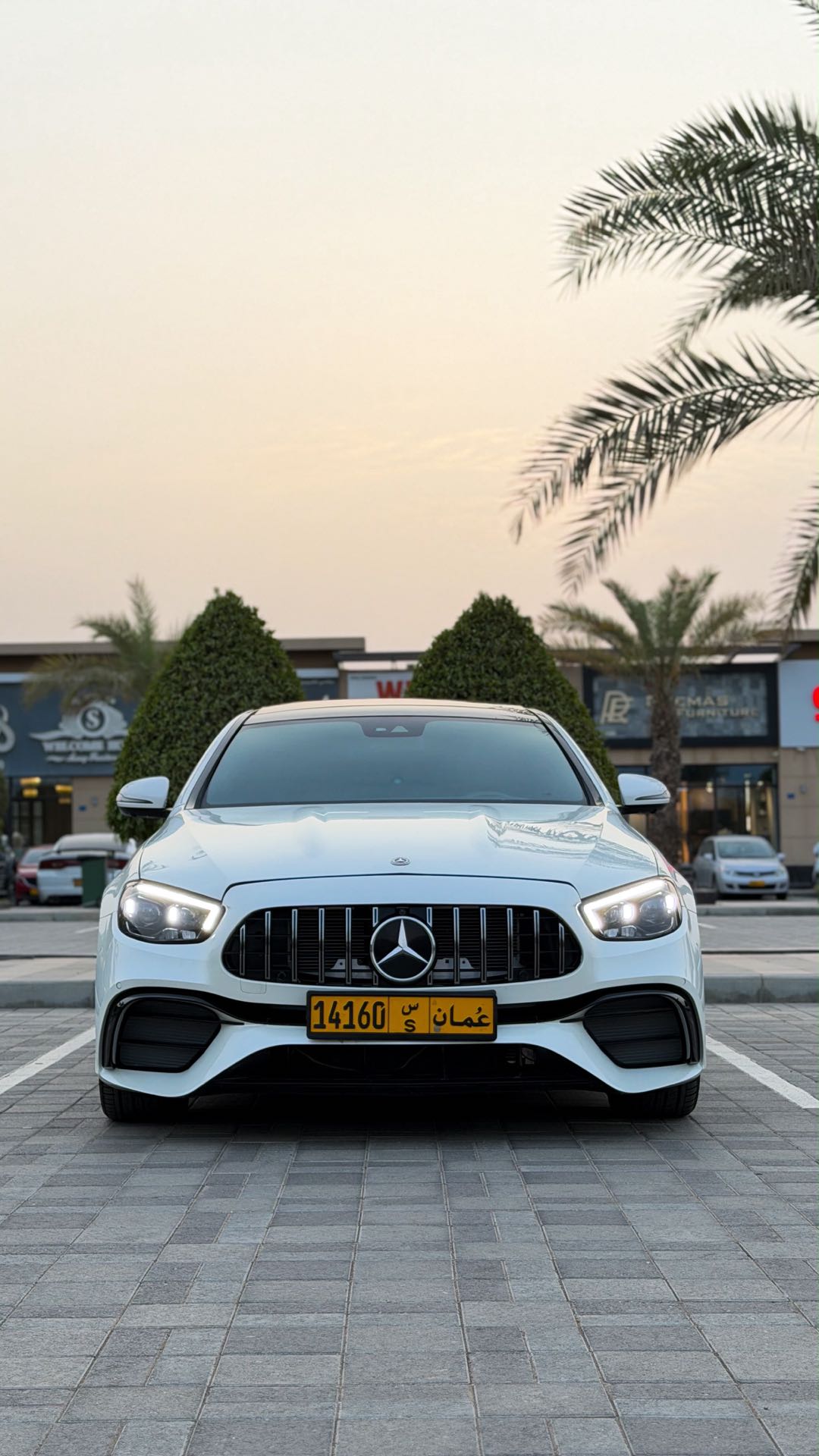 Car Image 2017 MERCEDES E Class 400
