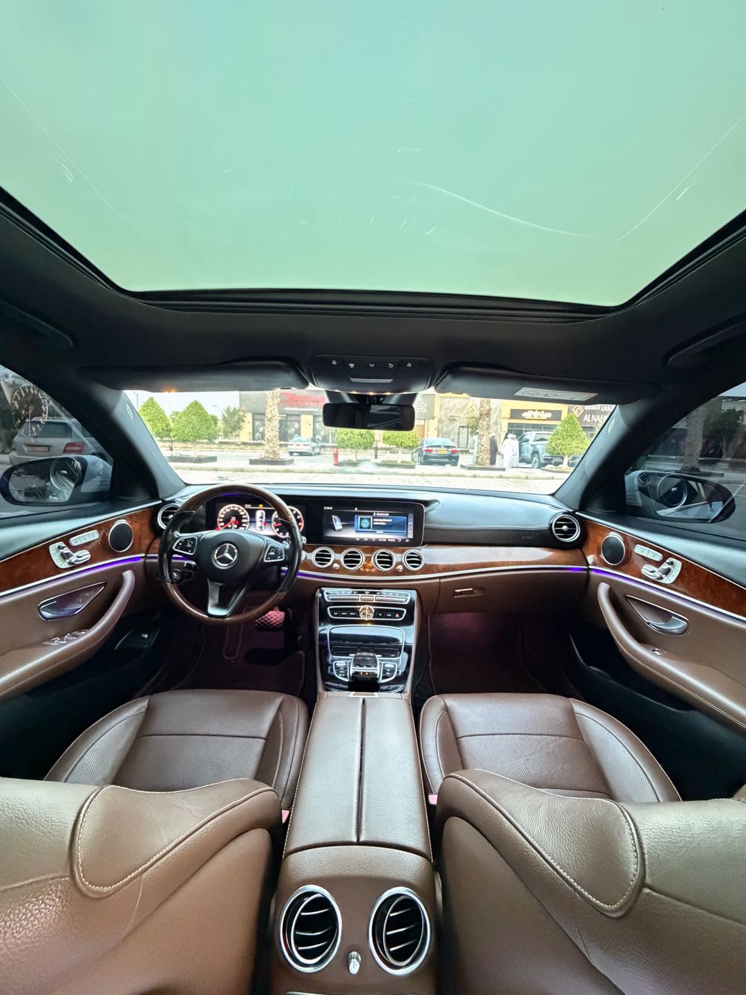 Car Image 2017 MERCEDES E Class 400
