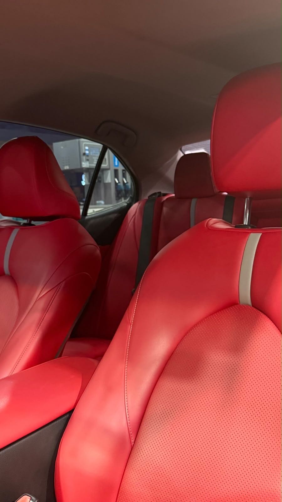 Car Image 2018 TOYOTA CAMRY XSE