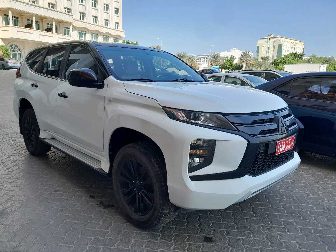 ميتسوبيشي مونتيرو 2025
