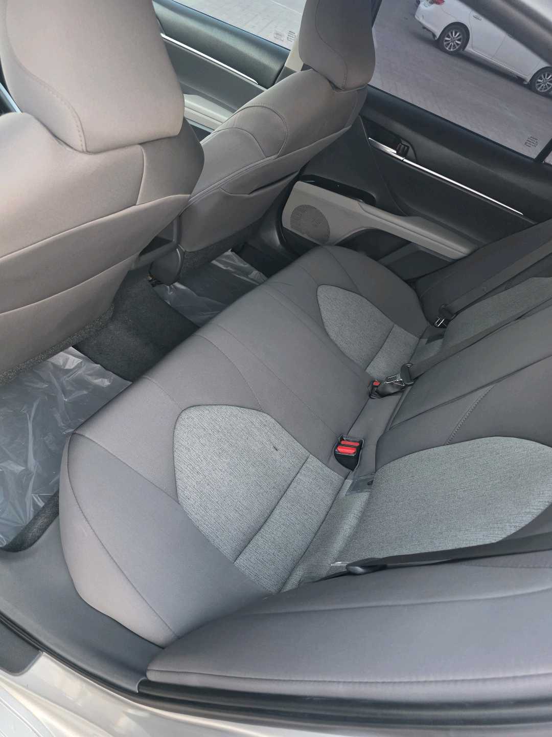 Car Image 2017 TOYOTA CAMRY LE