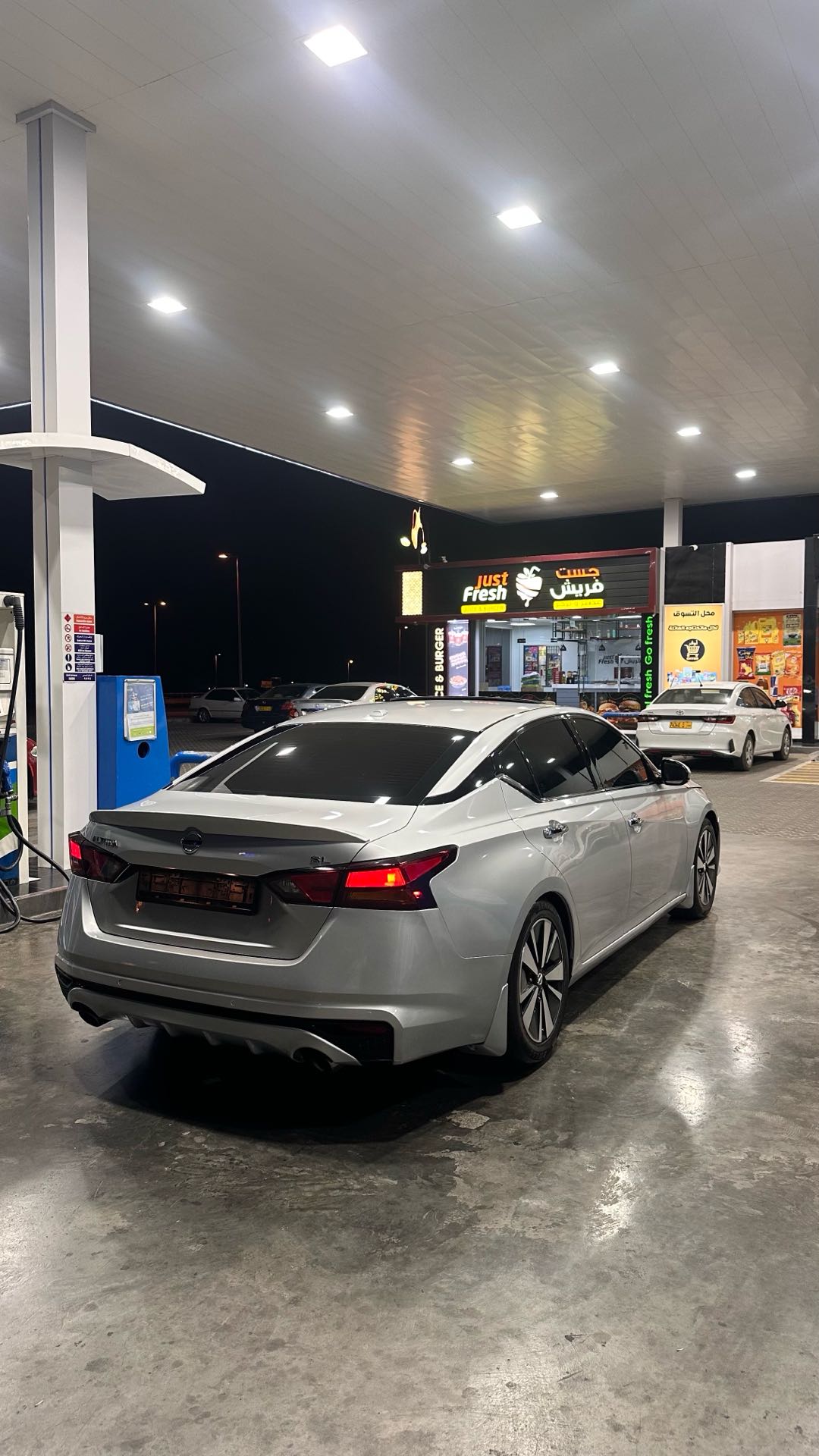 Car Image 2019 NISSAN ALTIMA SL